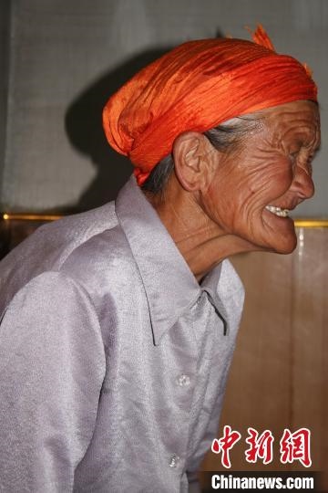 薩仁托婭拍攝的“草原母親”?！∷_仁托婭供圖