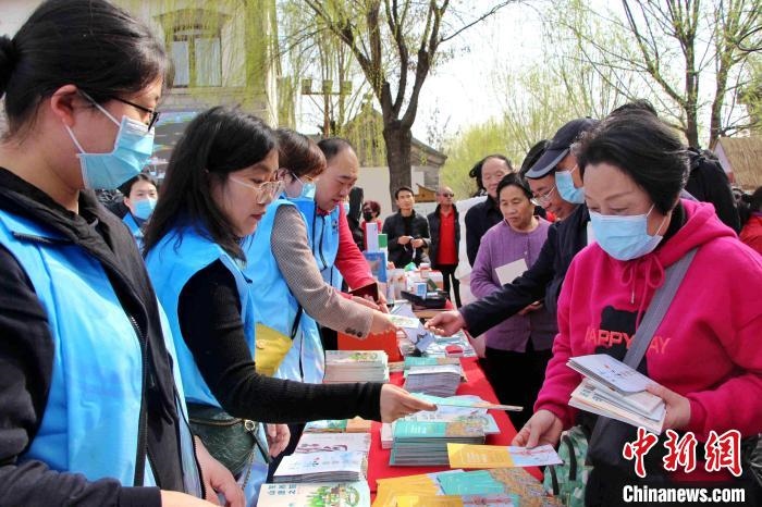 資料圖：山東省文旅廳組織文旅企業(yè)舉行文旅服務(wù)群眾相關(guān)活動?！≮w曉 攝