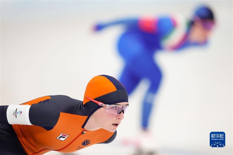 (新華全媒頭條·圖文互動(dòng))(12)鐘華論:中國攜手世界 向著春天出發(fā)——寫在北京第二十四屆冬季奧林匹克運(yùn)動(dòng)會(huì)閉幕之際