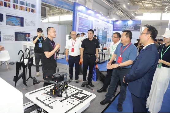 1724428581121513.png 2024中國內(nèi)蒙古清潔能源產(chǎn)業(yè)博覽會在呼和浩特開幕1216.png