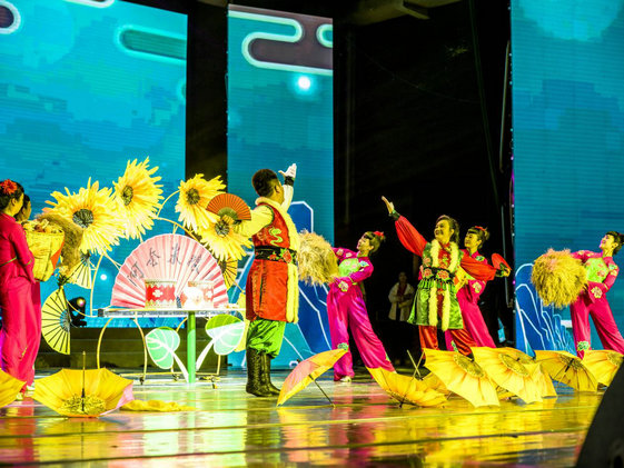 1750302682152246.jpg 文藝2.jpg