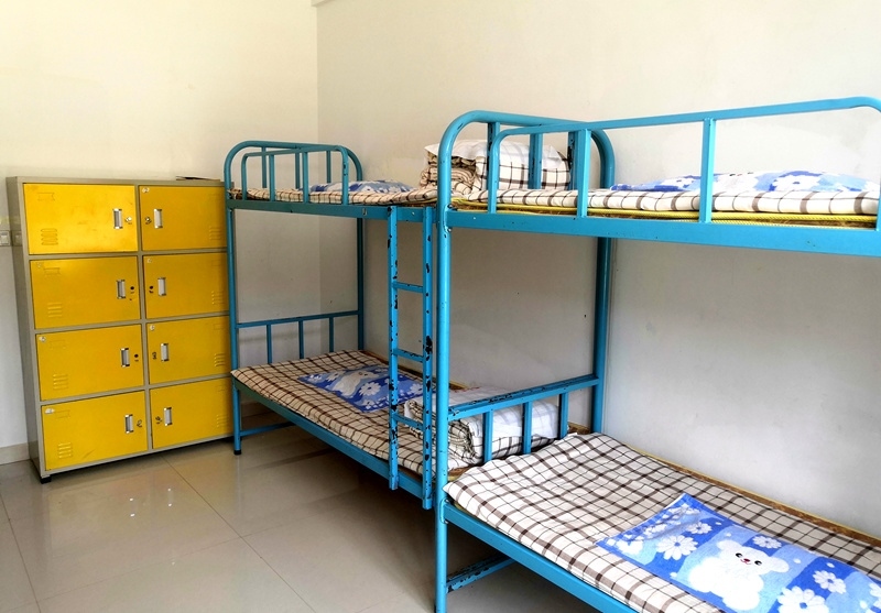 學(xué)生住宿午休的宿舍。人民網(wǎng)記者 孫博洋攝