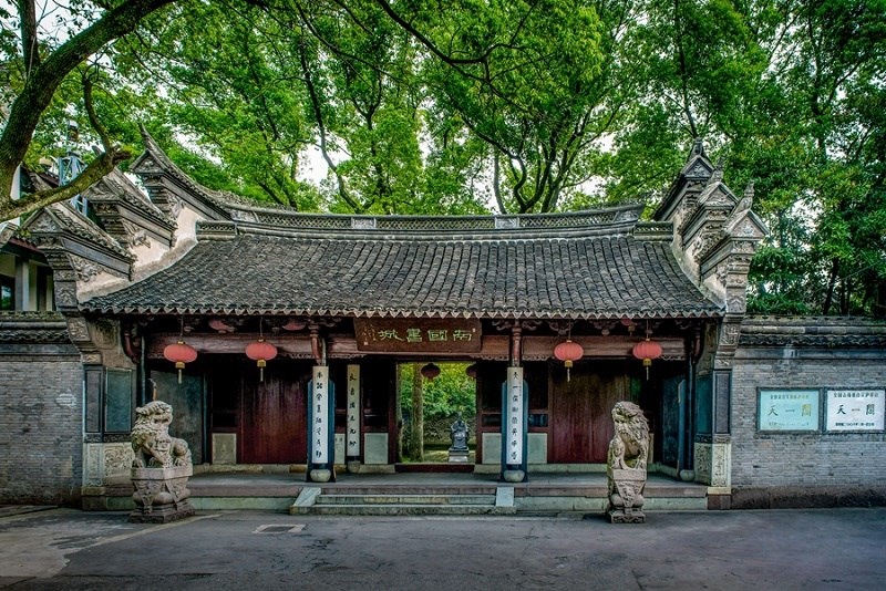 天一閣正門。 天一閣博物院供圖