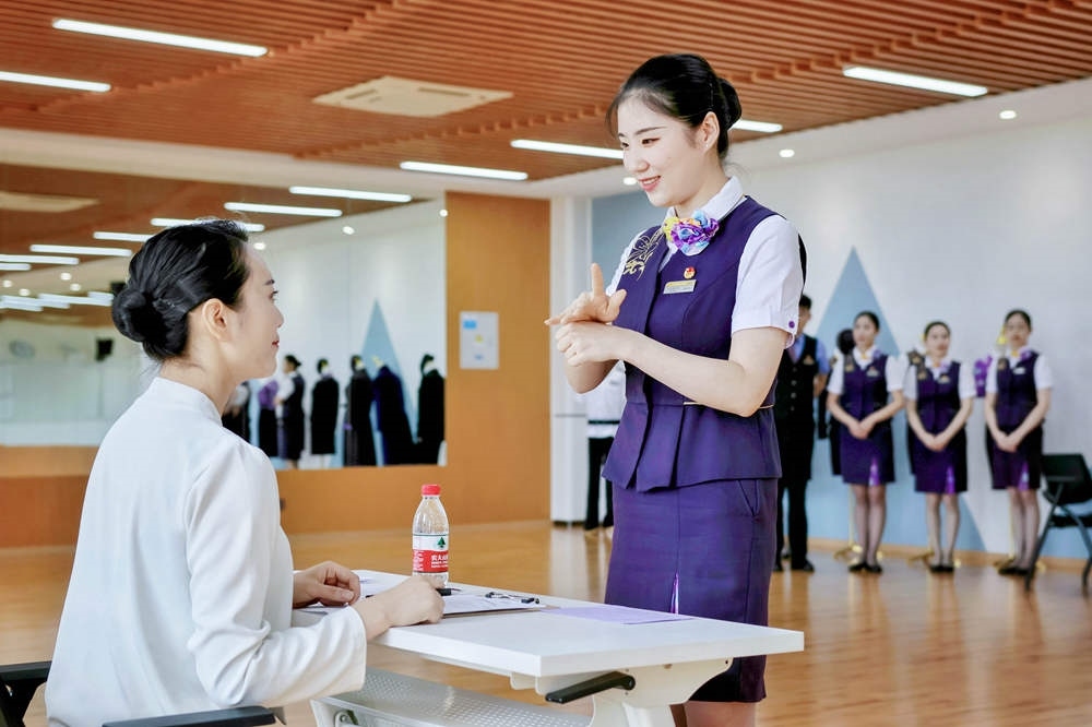 手語培訓與考核。