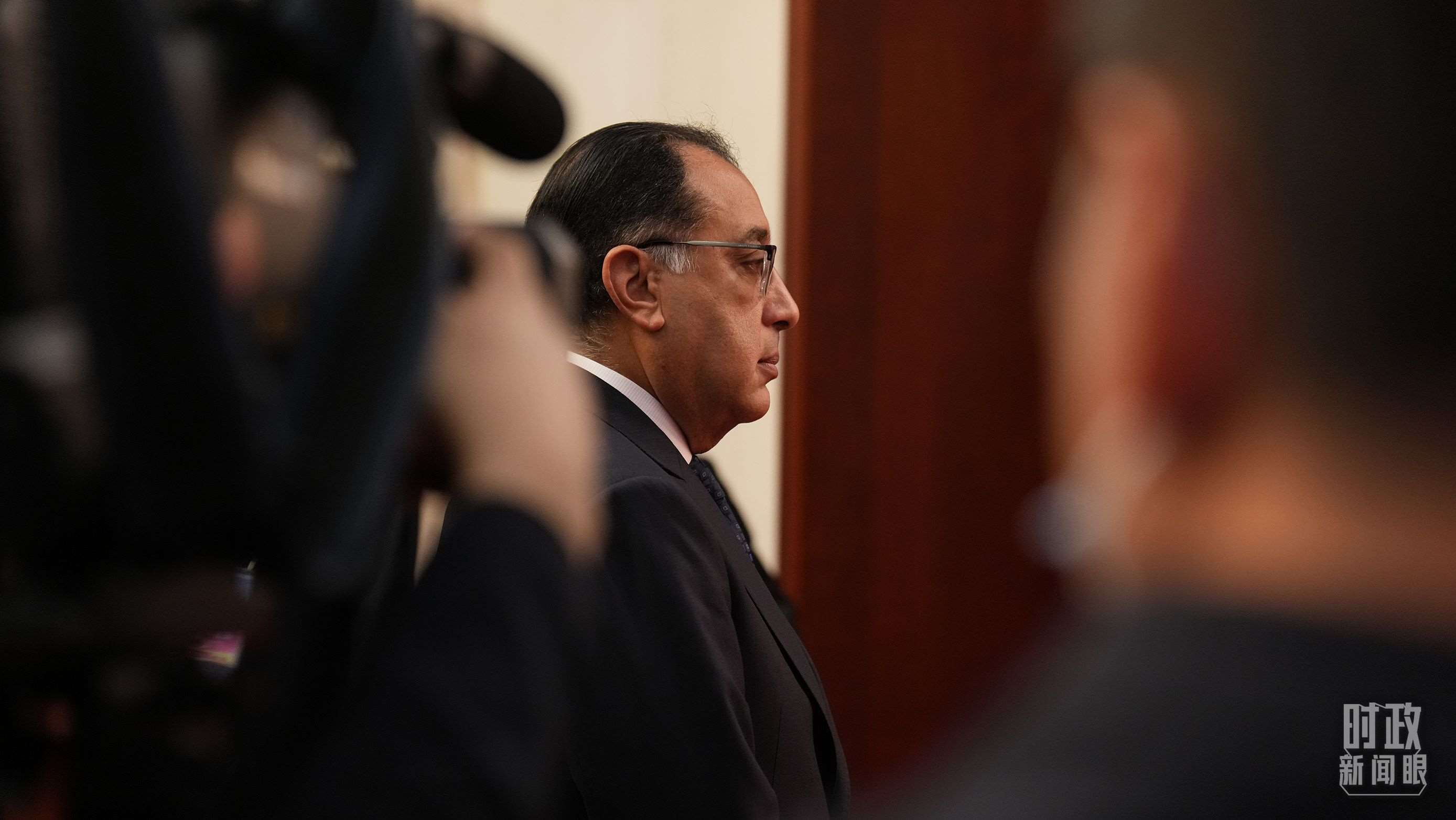 △人民大會堂，埃及總理馬德布利正在等候會見開始。（總臺國廣記者李晉拍攝）