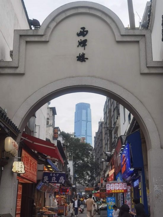 10月25日，太平老街街景。（本報(bào)記者 常雯宜攝）