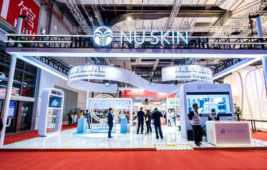 如新展臺。人民網(wǎng)記者 許維娜攝