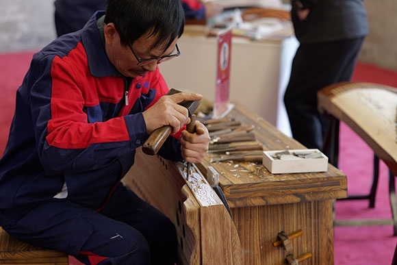 蘭考古箏制作展示。中央音樂學(xué)院供圖