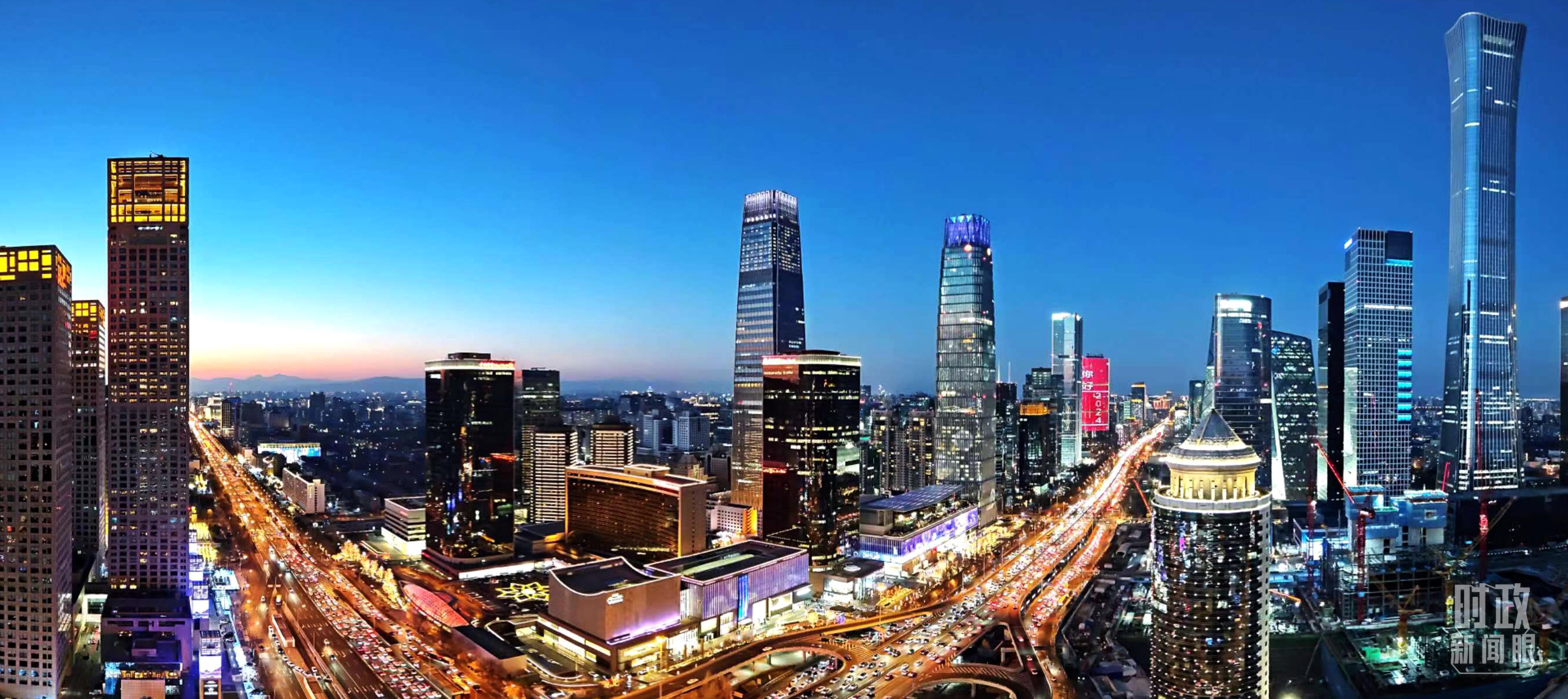 △2023年12月31日，北京CBD商圈。（總臺央視記者鐘信偉拍攝）