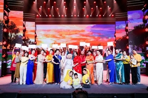 國家老年大學(xué)教學(xué)成果展演暨2024年春節(jié)特別節(jié)目。國家開放大學(xué)供圖