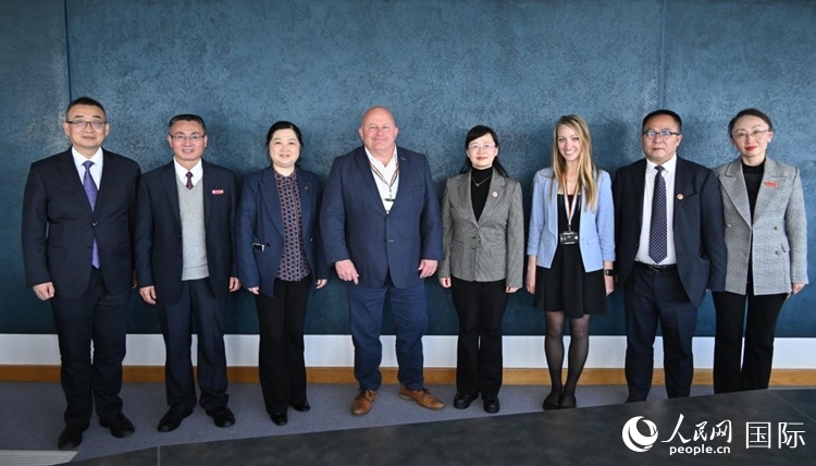 貴州省高校代表團一行赴倫敦城市大學訪問現(xiàn)場