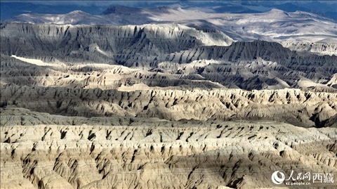 西藏阿里地區(qū)札達(dá)土林國(guó)家地質(zhì)公園。人民網(wǎng)記者 次仁羅布攝