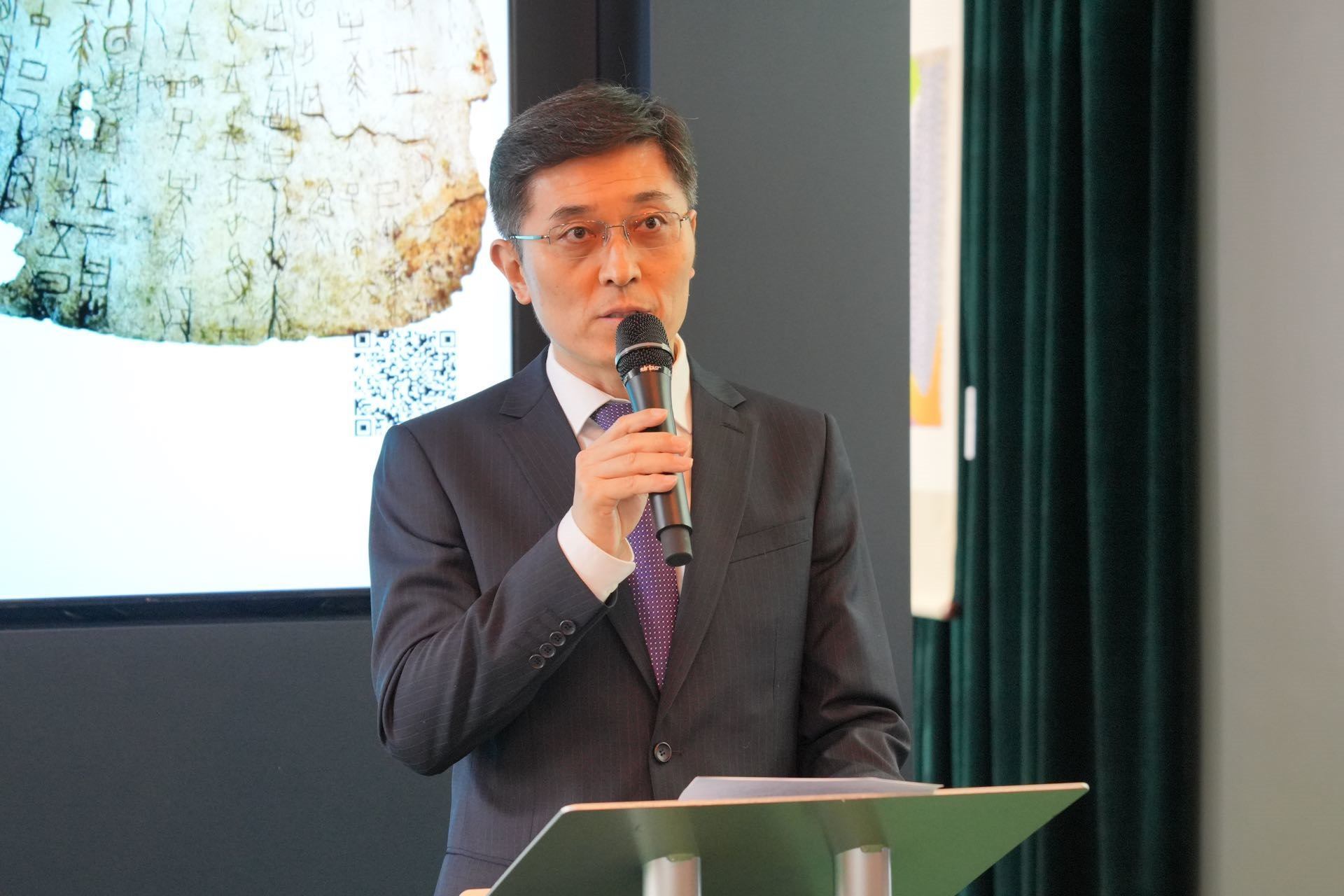 中國駐英國使館公使楊曉光致辭。主辦方供圖