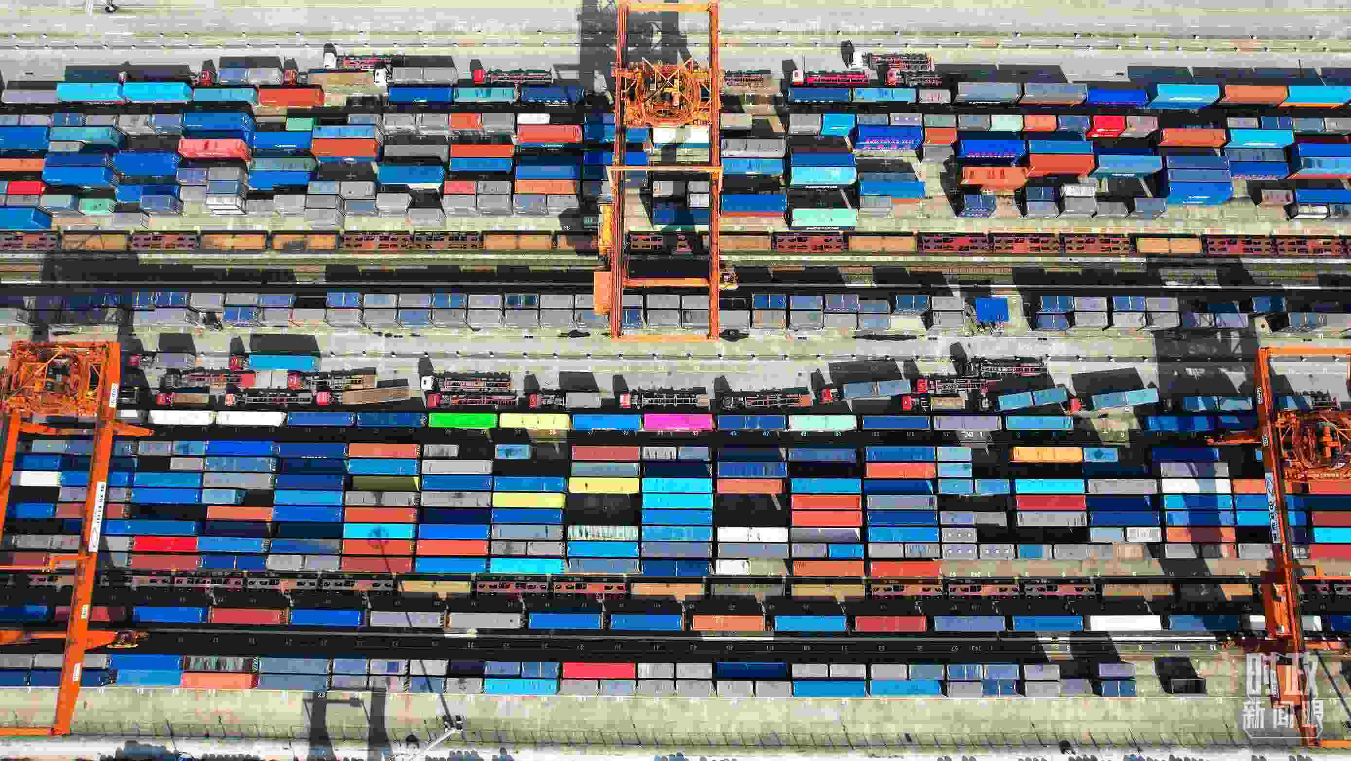 △重慶國際物流樞紐園區(qū)。（總臺(tái)記者楊洋拍攝）