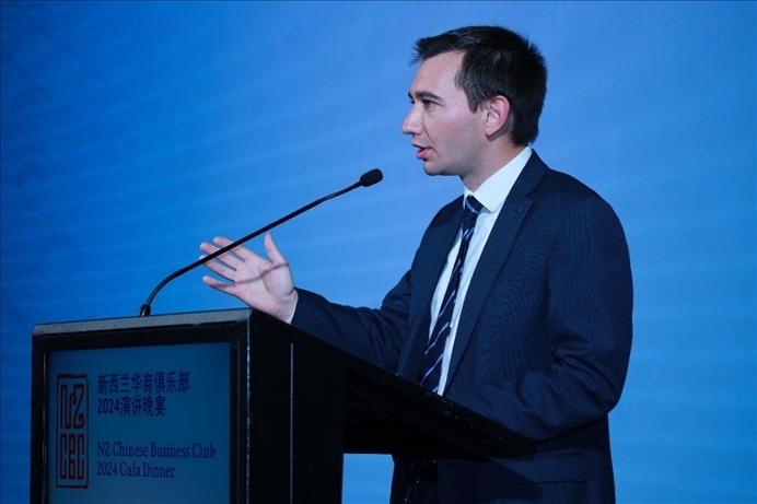 西緬·布朗部長。主辦方供圖