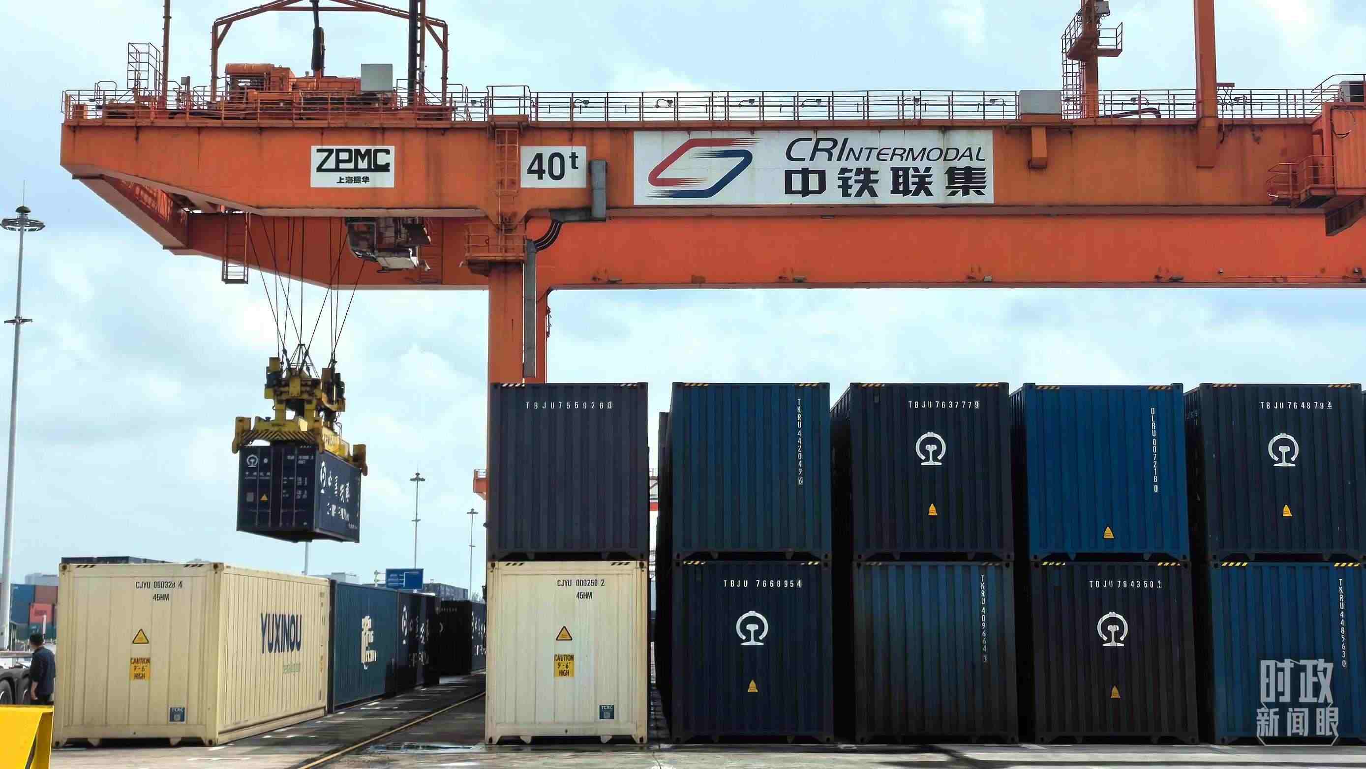 △重慶國際物流樞紐園區(qū)。（總臺央視記者趙化拍攝）