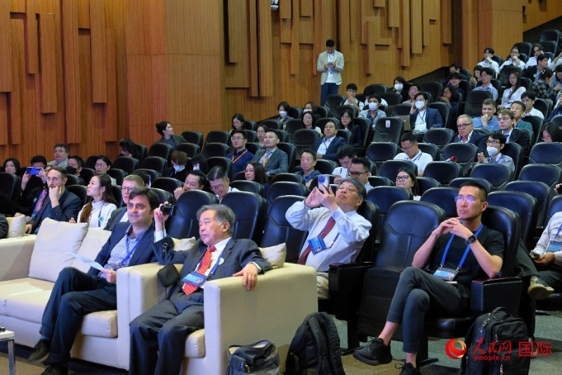 會(huì)議現(xiàn)場(chǎng)。人民網(wǎng)記者 白元琪攝