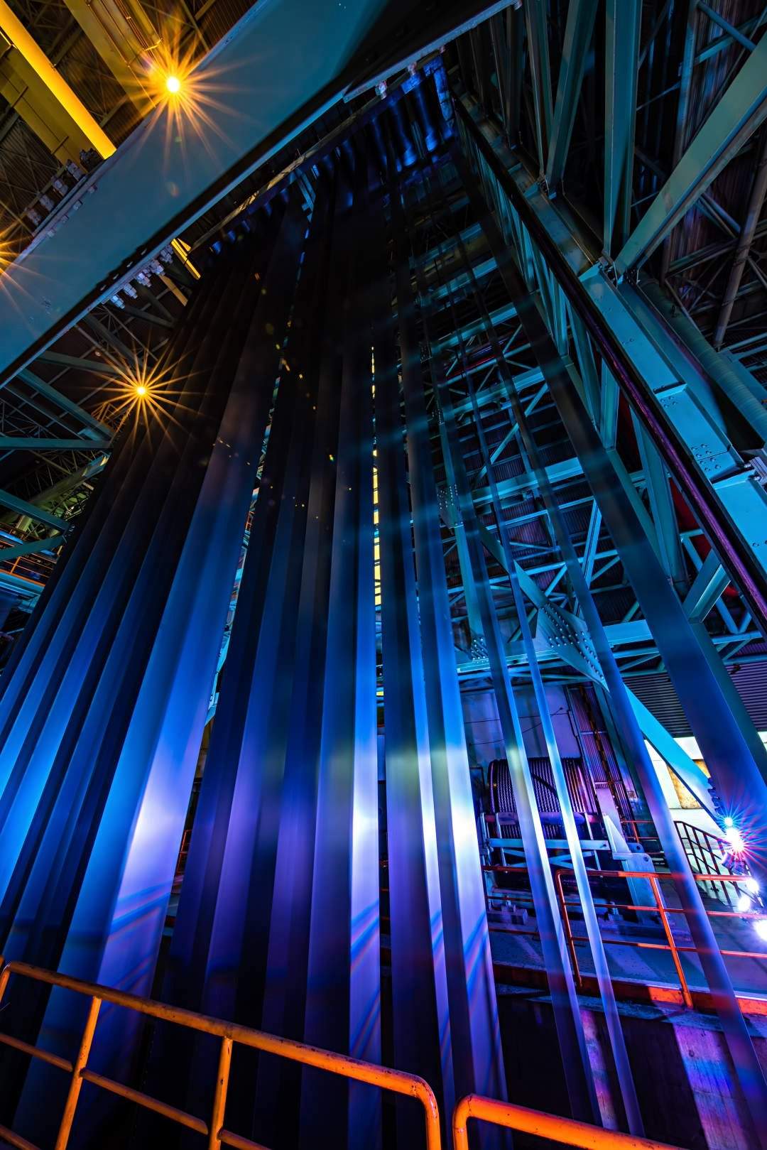 寶鋼股份“黑燈工廠”。劉繼鳴攝