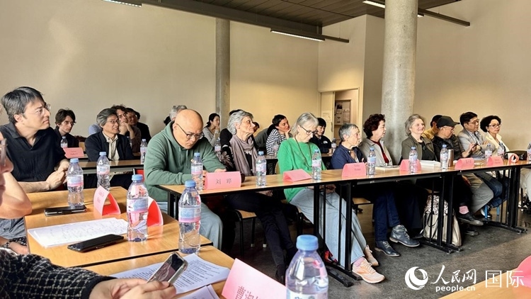 “國際青年文學(xué)共讀”活動現(xiàn)場。人民網(wǎng)記者 于超凡攝