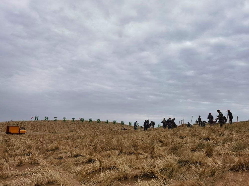 △2023年9月23日，河西走廊—塔克拉瑪干沙漠邊緣阻擊戰(zhàn)在甘肅武威市民勤縣正式啟動。