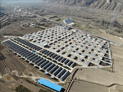 這是2020年11月6日拍攝的班彥新村全貌（無(wú)人機(jī)照片）。新華社記者 戴天放 攝