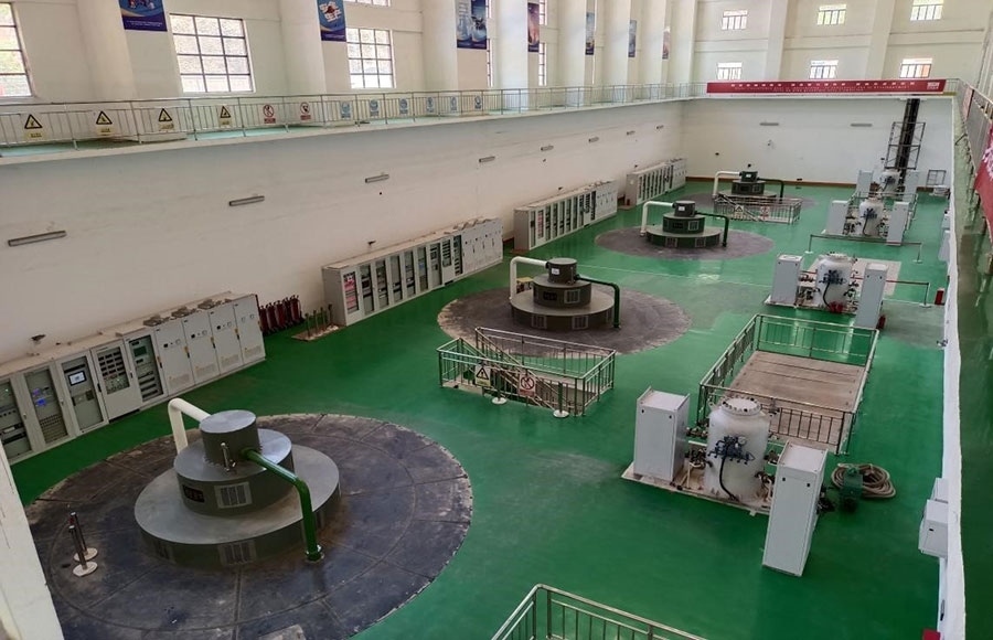  剛果（金）布桑加水電站四臺(tái)發(fā)電機(jī)組。中鐵資源集團(tuán)供圖