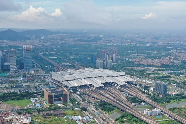 這是2024年6月23日拍攝的廣州南站（無人機照片）。新華社記者 劉大偉 攝
