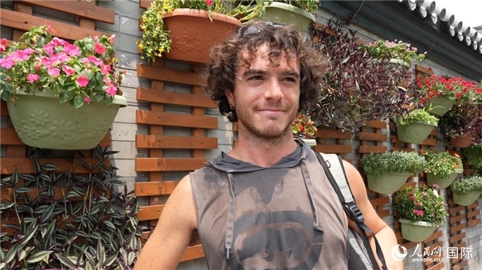 圖為意大利籍游客盧卡·拉·萬科（Luca La Vanco）。人民網(wǎng)記者 吳超嵐攝
