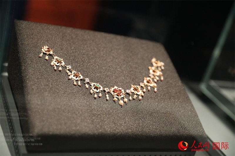 展覽“傳奇之旅：馬可·波羅與絲綢之路上的世界”展品。人民網(wǎng) 殷韜攝