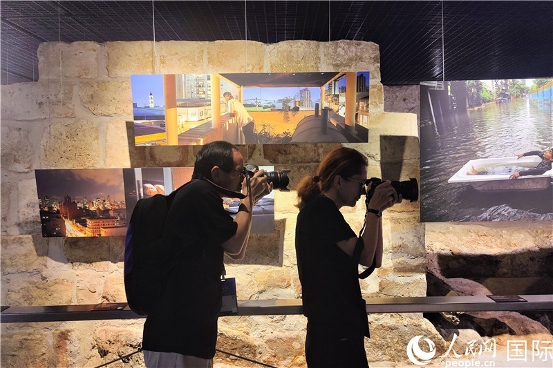 金磚國家城市主題攝影展現(xiàn)場。 人民網(wǎng)記者 于宏建攝