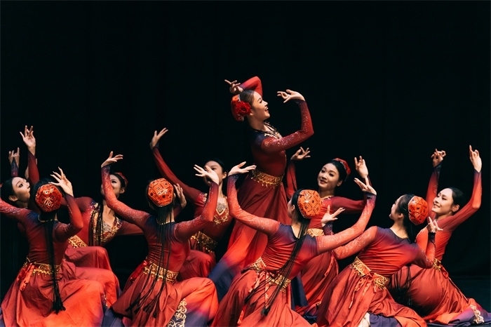 《長城魂》中的民族舞蹈表演。主辦方供圖