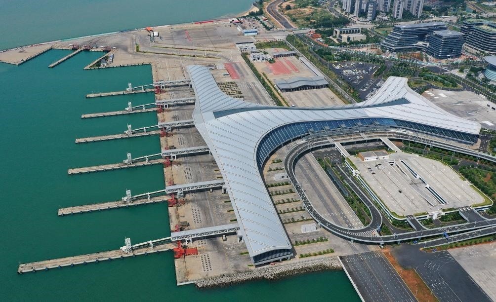 這是已經(jīng)停航的?？谛潞８郏?月4日攝，無人機照片）。新華社記者 郭程 攝