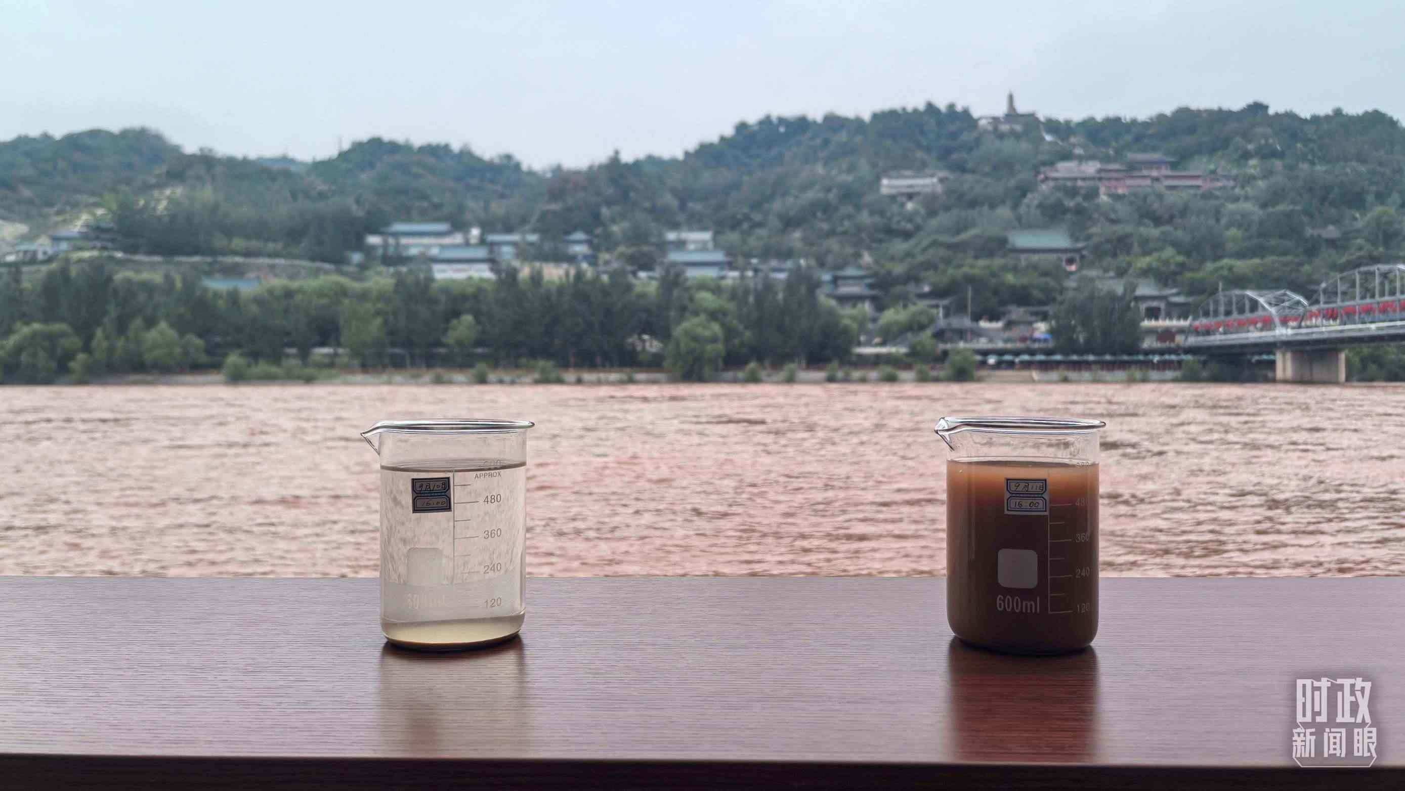 △黃河水質(zhì)監(jiān)測(cè)。（總臺(tái)央視記者陸泓宇拍攝）