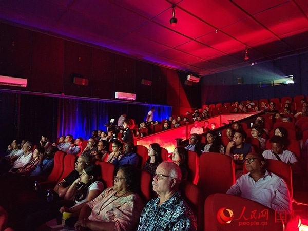 塞舌爾首屆中國電影節(jié)開幕式現(xiàn)場。人民網(wǎng)記者 黃煒鑫攝