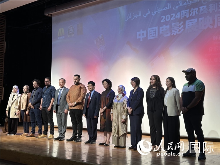 中阿兩國官員、電影行業(yè)從業(yè)者、媒體代表等出席開幕式 郝瑞敏攝