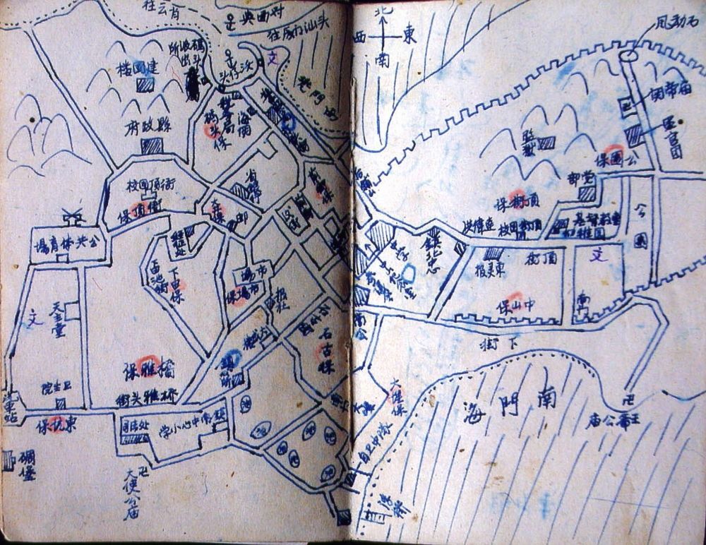 谷文昌在筆記本上繪制的東山建設規(guī)劃圖（資料照片）。