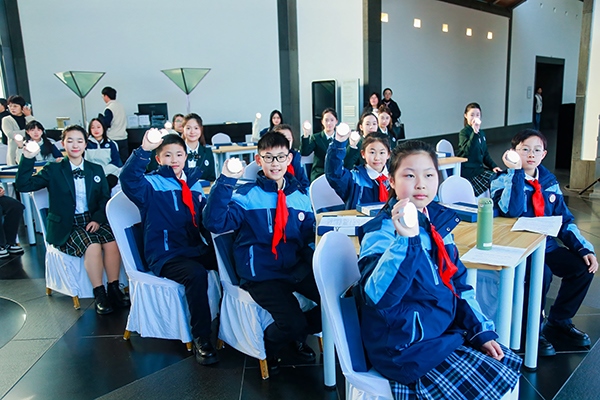 首屆全國(guó)“博物館里的大思政課”示范交流活動(dòng)。學(xué)校供圖