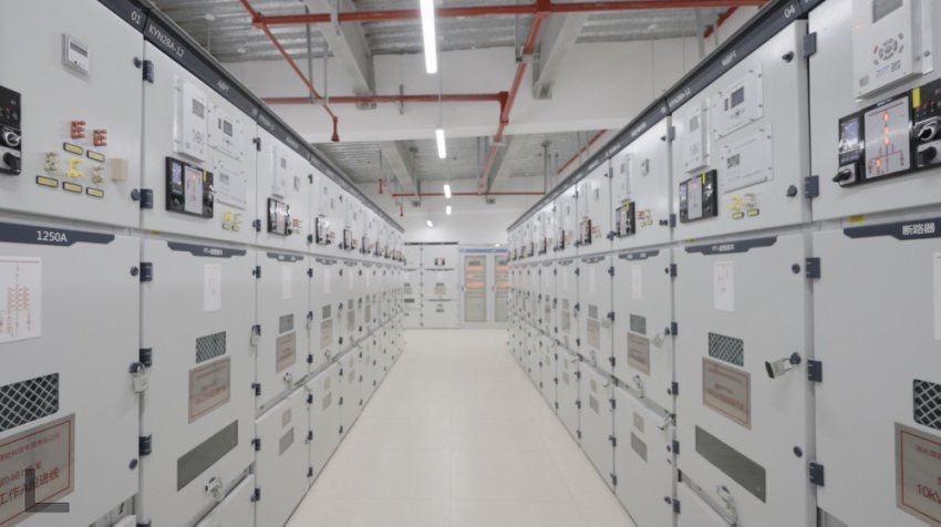 300兆瓦壓氣儲(chǔ)能示范工程高壓配電室。受訪者供圖
