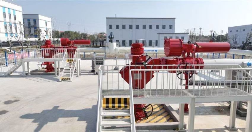 300兆瓦壓氣儲(chǔ)能示范工程鹽穴儲(chǔ)氣庫(kù)井場(chǎng)。受訪者供圖