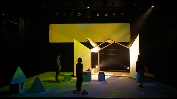 《又一道光芒》劇照。中國國家話劇院供圖