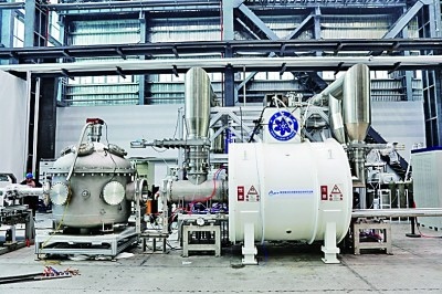 超導(dǎo)直線等離子體裝置“赤霄” 中國科學(xué)院合肥物質(zhì)科學(xué)研究院供圖