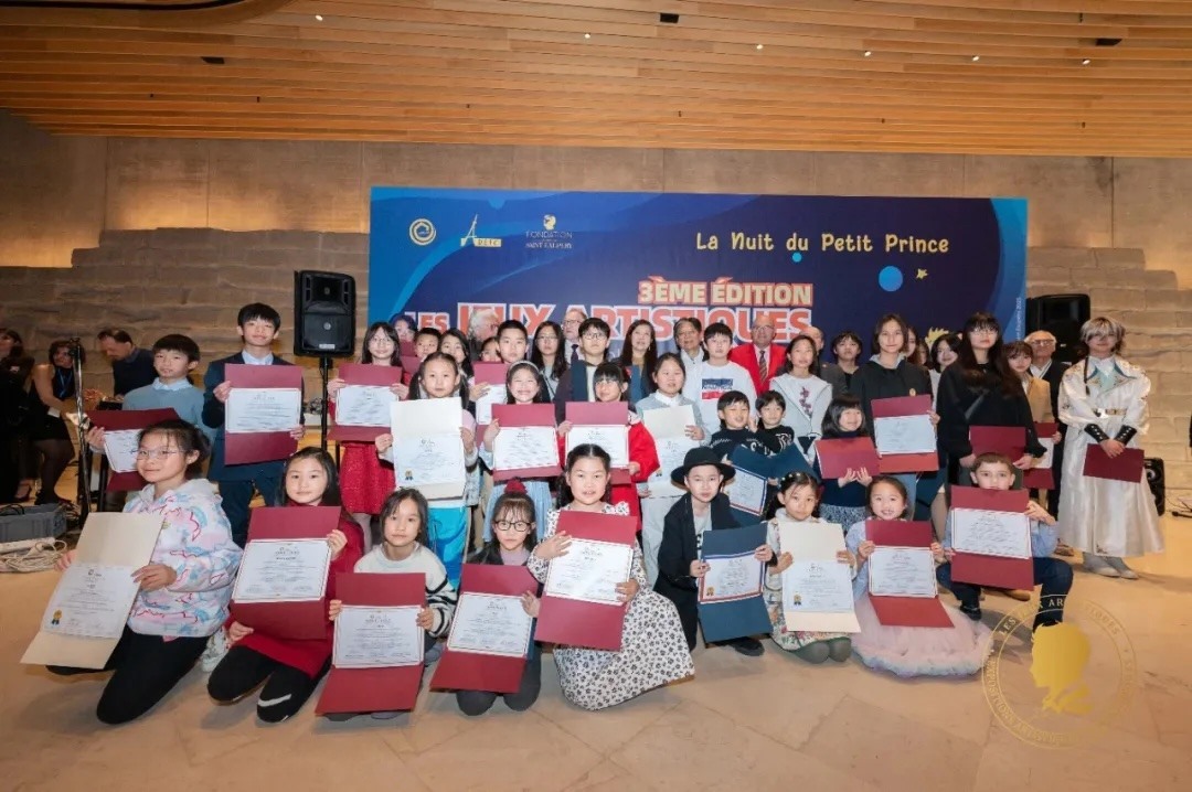 第三屆國際藝術聯(lián)創(chuàng)聯(lián)展盛大開幕。法中交流促進會供圖