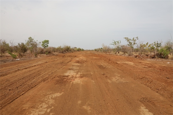 施工現(xiàn)場(chǎng)。張曉昆攝