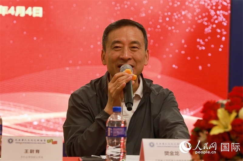 江蘇省人大常務委員會常務副主任樊金龍在座談會上致辭。人民網(wǎng)記者 陳海琪攝