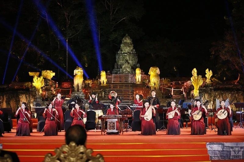 2024年1月13日，在柬埔寨暹粒舉行的“中柬人文交流年”啟動(dòng)儀式。