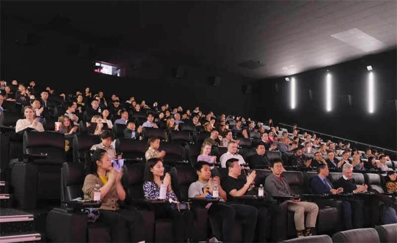 觀影現(xiàn)場。中國駐丹麥大使館供圖