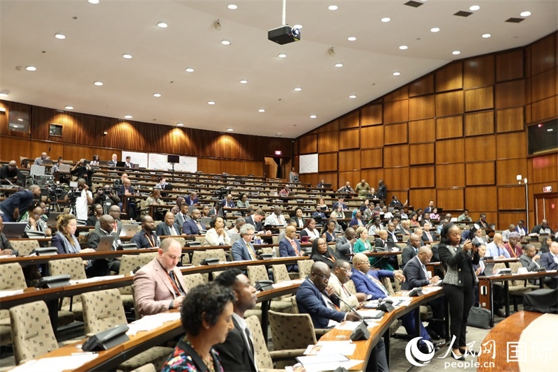 圖為對(duì)話會(huì)現(xiàn)場。人民網(wǎng)記者 戴楷然攝