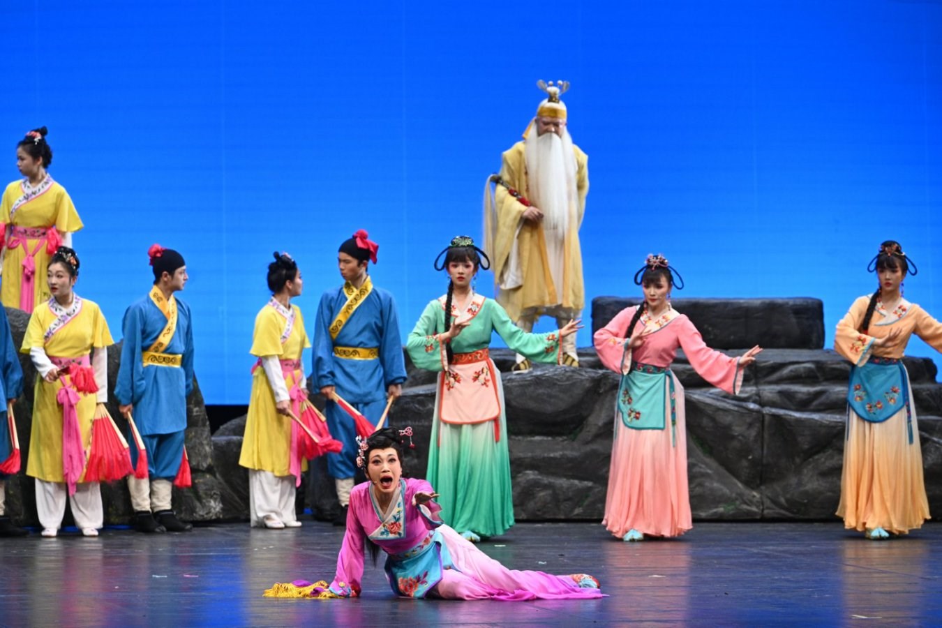 《七妹與蛇郎》演出劇照。國家大劇院供圖