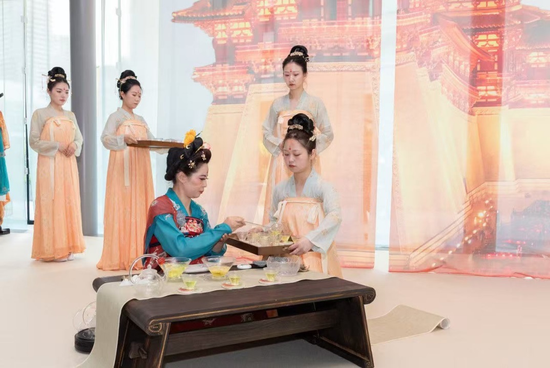 牡丹迎賓茶。中國駐大阪旅游辦事處供圖