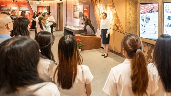 思政課現(xiàn)場(chǎng)。東華大學(xué)供圖